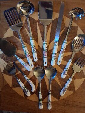 12 Pieces Of Portmeirion Botanic Garden Serving Utensils